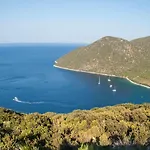 Evangelia شقة *