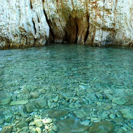 Evangelia Apartman Ajía Effimía